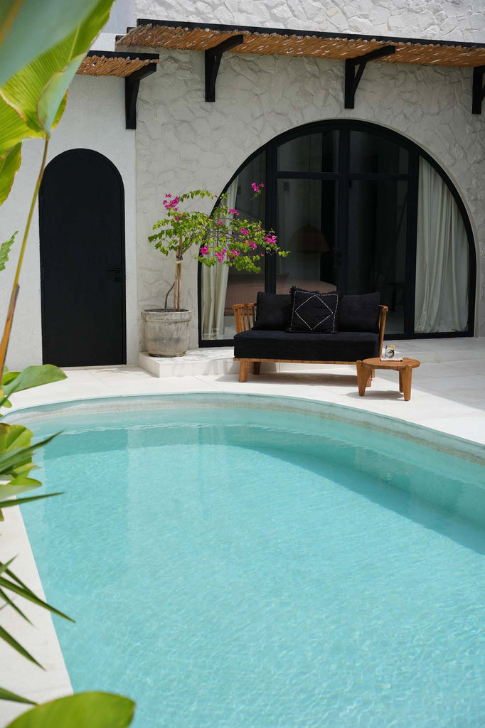 The Malawi Two Seater - Natural Black
